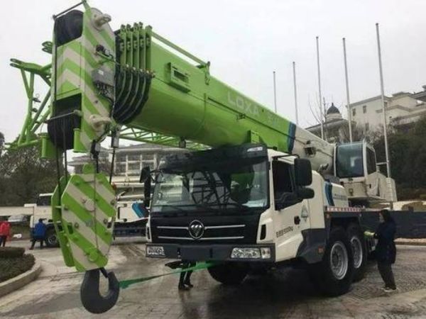 偃师市吊车电话_定定平凉吊车出租避免空气和水接触电车液